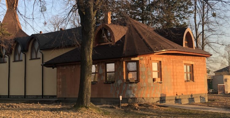 Dostavba kostela sv. Cyrila a Metoděje pomalu finišuje…